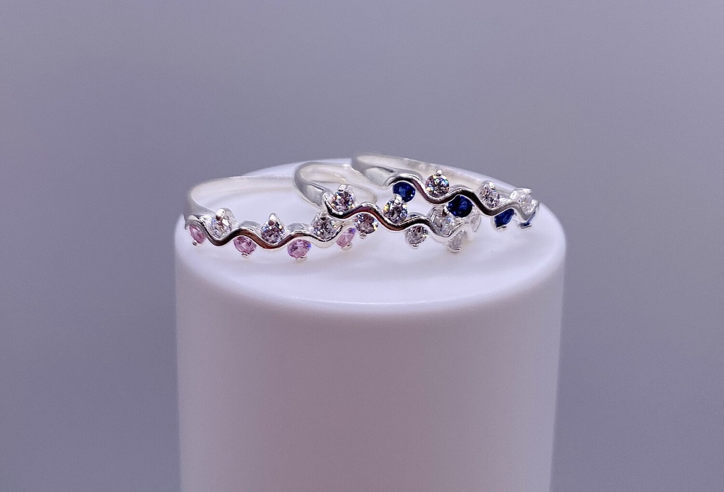 Hullámos cirkónia gyűrű