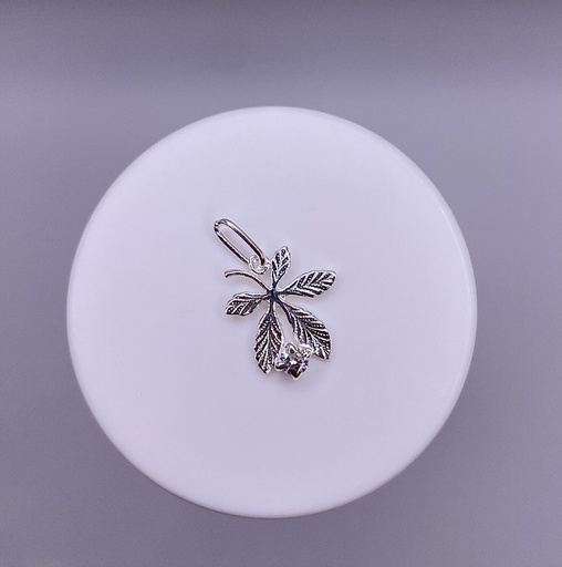 [MeD027] Falevél alakú medál